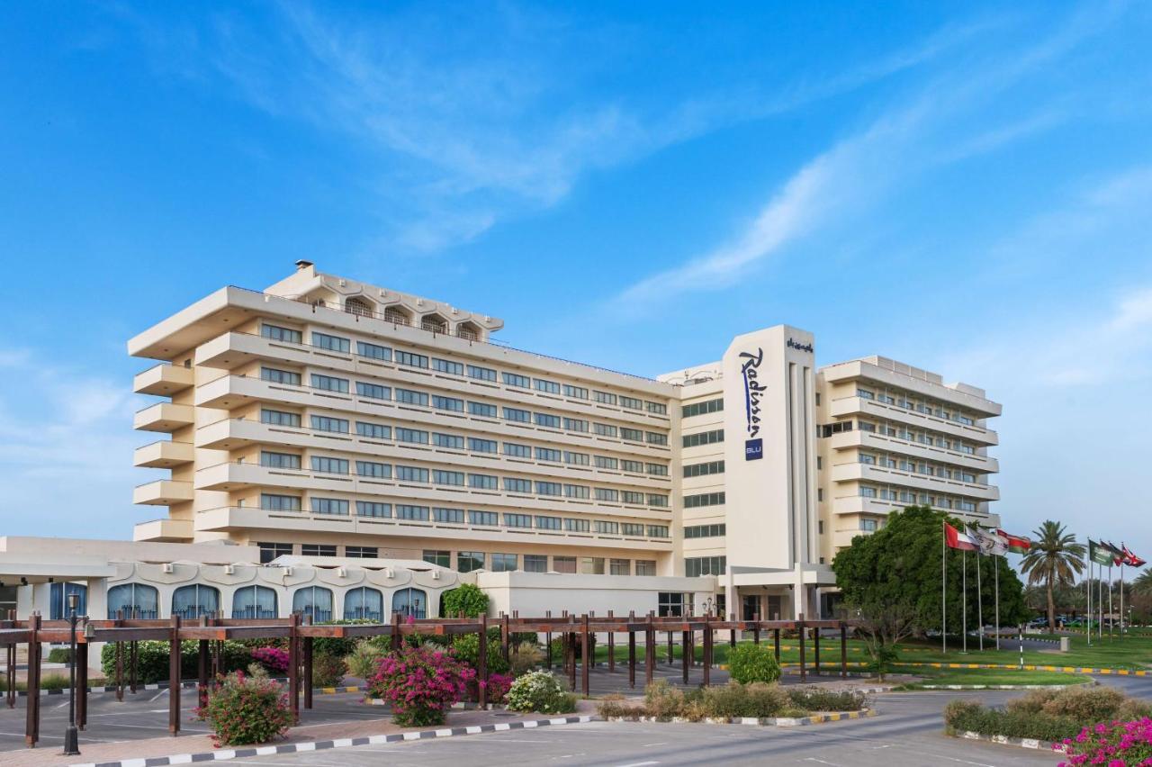 Radisson Blu Hotel & Resort, Al Ain Exterior photo